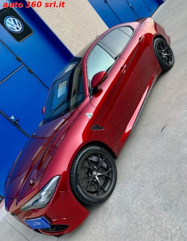 Alfa Romeo Giulia Giulia 2.9 T V6 AT8 Quadrifoglio - Foto 3