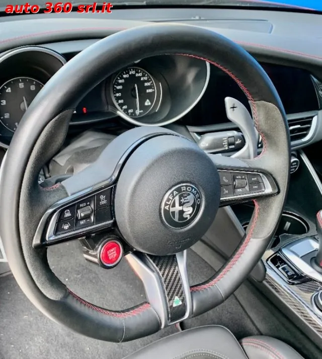 Alfa Romeo Giulia Giulia 2.9 T V6 AT8 Quadrifoglio - Foto 9