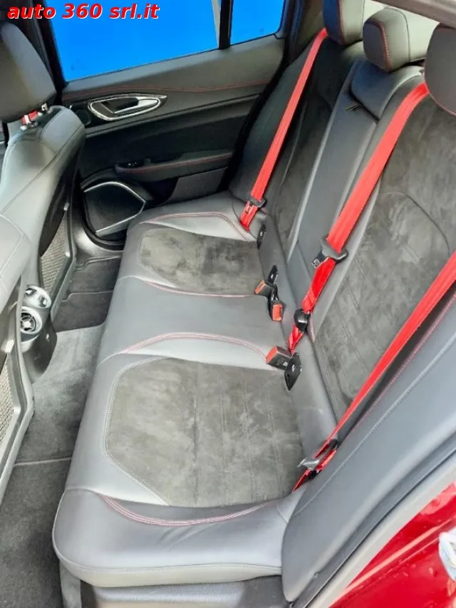 Alfa Romeo Giulia Giulia 2.9 T V6 AT8 Quadrifoglio - Foto 12