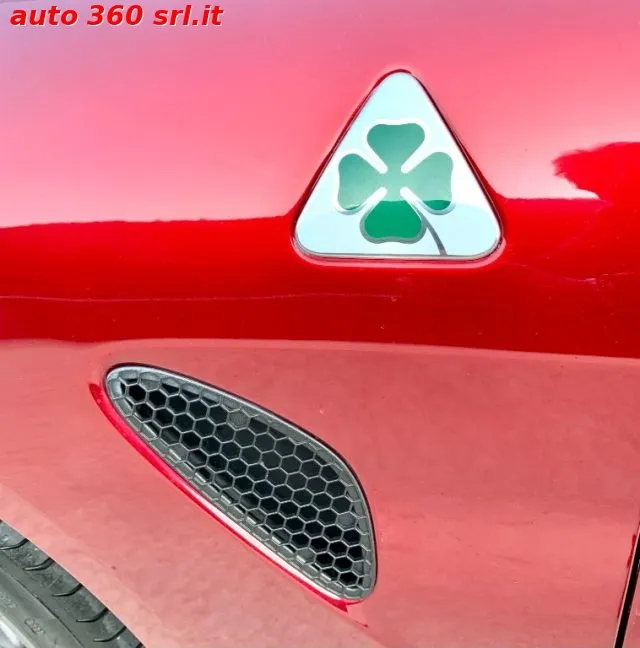 Alfa Romeo Giulia Giulia 2.9 T V6 AT8 Quadrifoglio - Foto 13