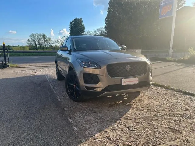 Jaguar E-Pace 2.0D 150 CV - Foto 3