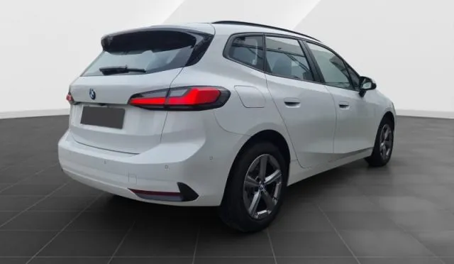 Bmw 218 - dettaglio 27