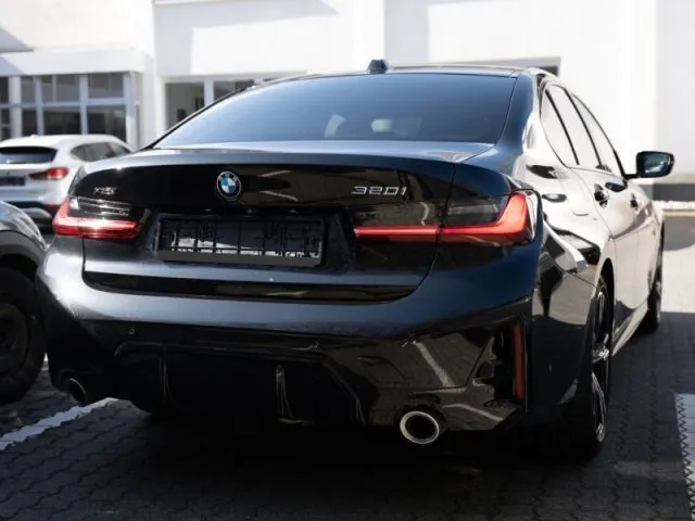 Bmw 320 - dettaglio 34