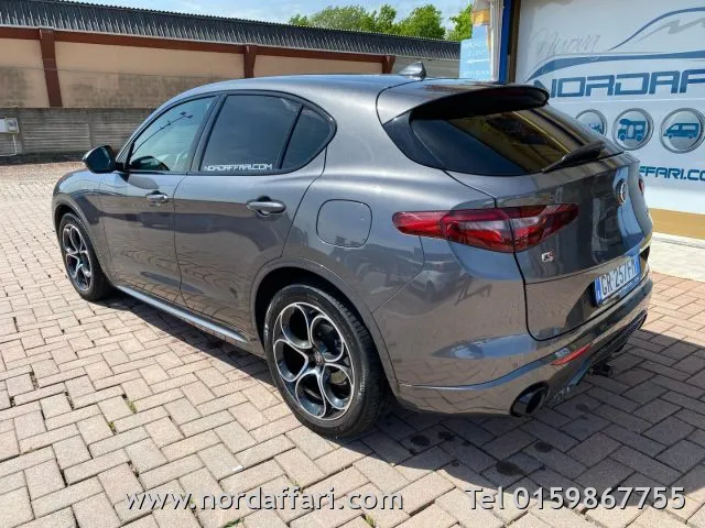 Alfa Romeo Stelvio Stelvio 2.2 T.diesel 210CV AT8 Q4 Veloce - Foto 2