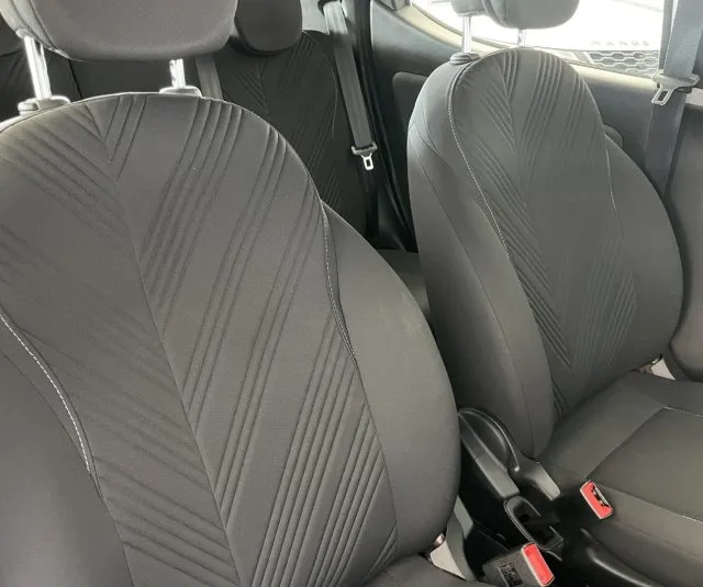 Lancia Ypsilon 1.0 Hybrid 69 CV Gold - Foto 13