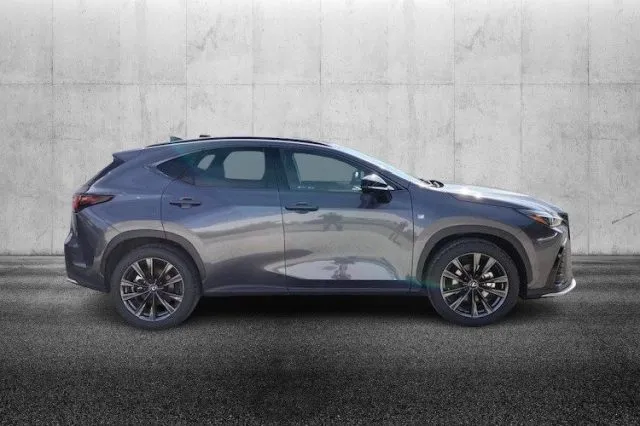 Lexus nx 300h - dettaglio 245