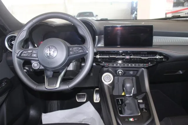 Alfa Romeo Tonale 1.3 280 CV PHEV AT6 Q4 Sprint - Foto 11