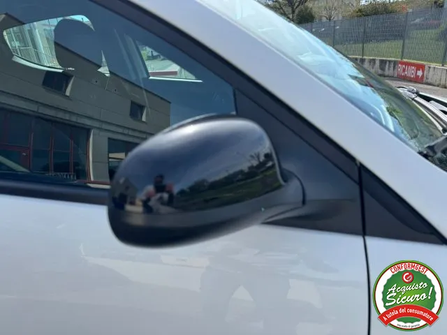 Lancia Ypsilon 1.0 FireFly 5 porte S&S Hybrid Ecochic Gold - Foto 4