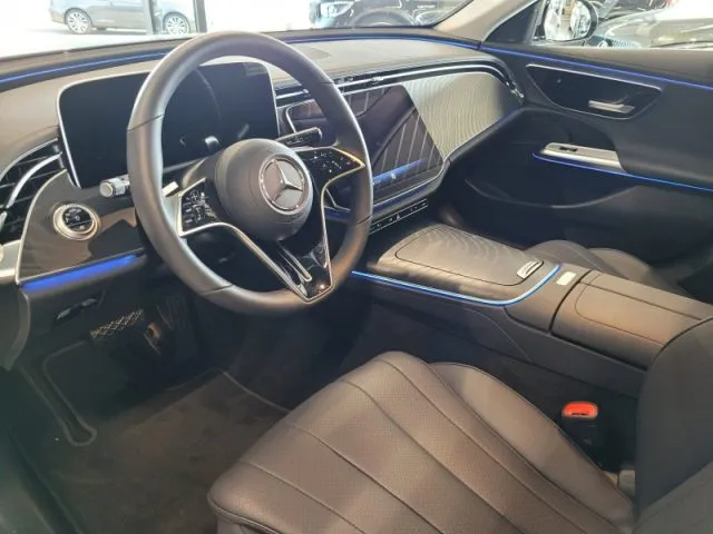 Mercedes-benz e 220 - dettaglio 5