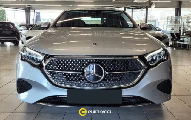 Mercedes-benz e 220 - dettaglio 25