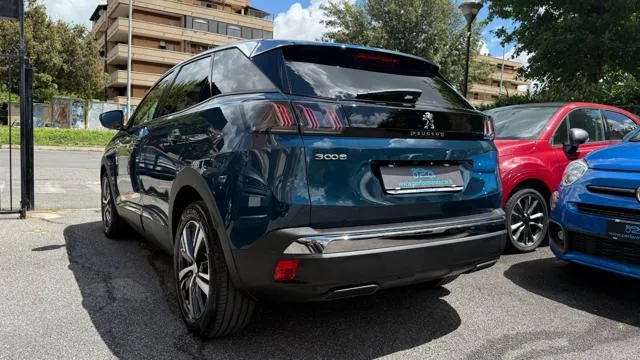 Peugeot 3008 HYBRID 136CV e-DCS6 ALLURE*FULL LED*CARPLAY*C.L.18 - Foto 3