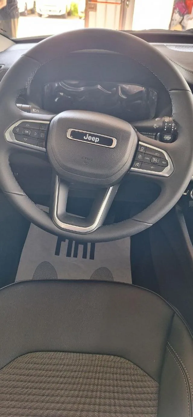 Jeep Compass 1.5 Turbo T4 130 CV MHEV 2WD Altitude - Foto 9