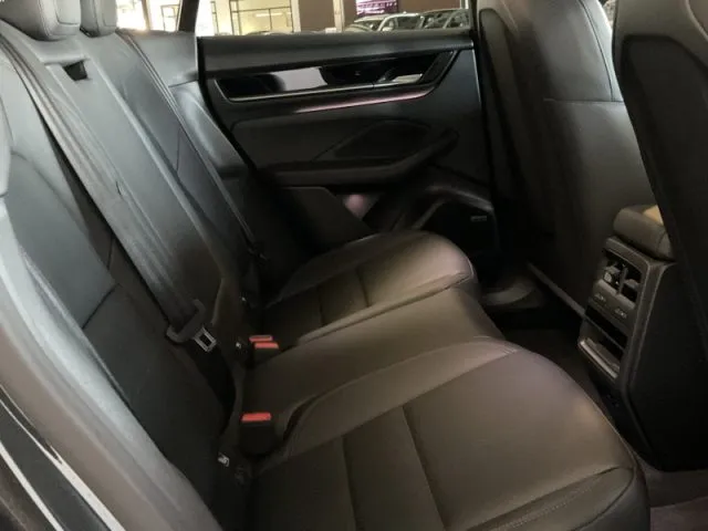 Porsche macan - dettaglio 24