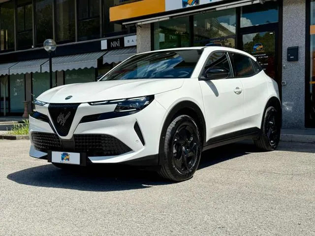 Alfa Romeo Junior 1.2 136 CV Hybrid eDCT6 - Foto 5