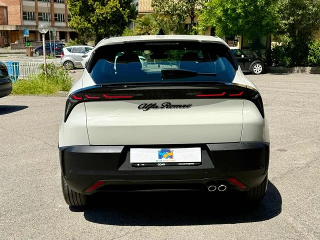 Alfa Romeo Junior 1.2 136 CV Hybrid eDCT6 - Foto 8