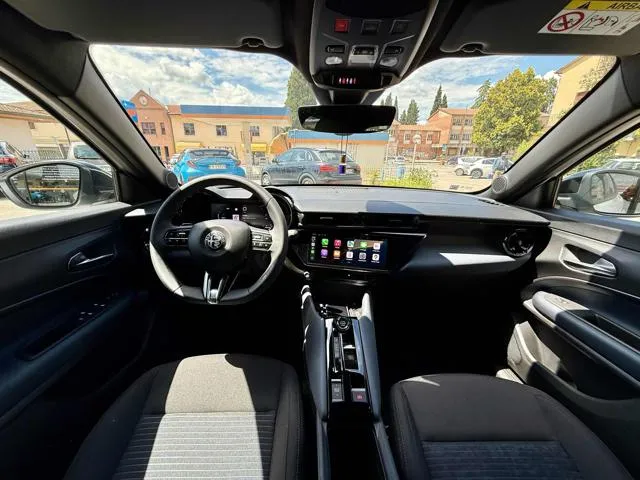 Alfa Romeo Junior 1.2 136 CV Hybrid eDCT6 - Foto 10