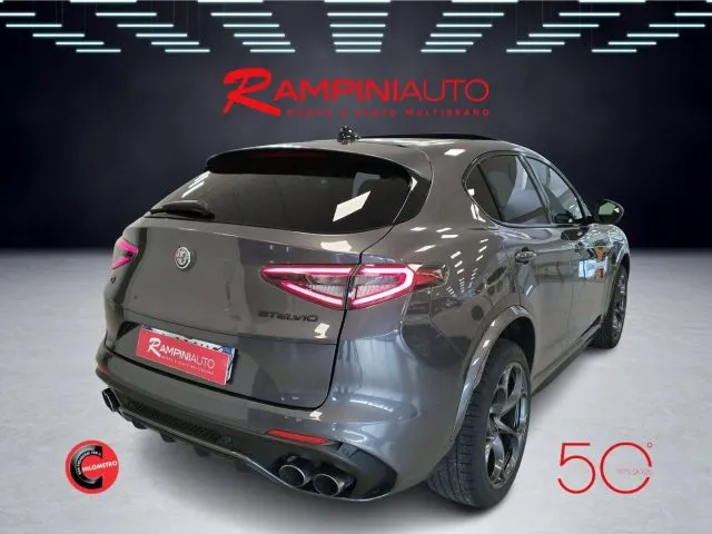 Alfa Romeo Stelvio 2.9 Bi-Turbo V6 510 CV AT8 Quadrifoglio CARBOCERAM - Foto 8