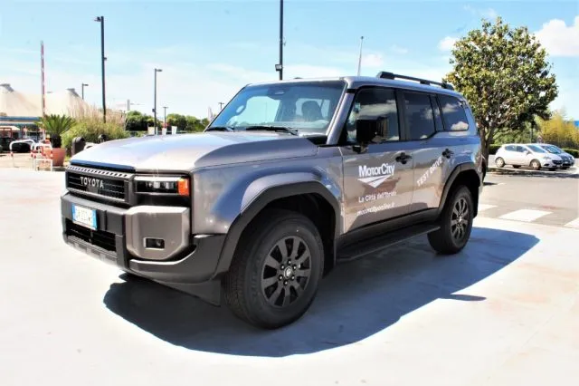 Toyota Land Cruiser 2.8 D4D A/T AWD Adventure - Foto 1
