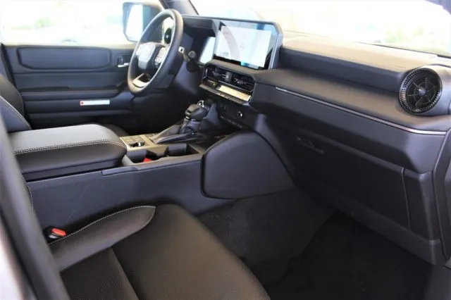 Toyota Land Cruiser 2.8 D4D A/T AWD Adventure - Foto 9