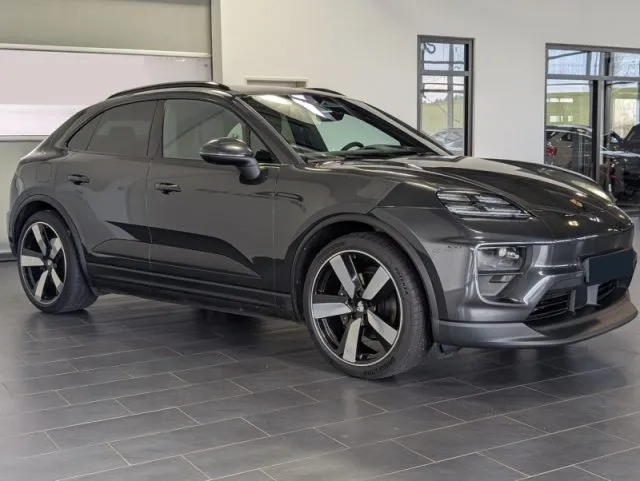 Porsche macan - dettaglio 34