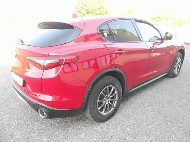 Alfa Romeo Stelvio BUSINESS - Foto 4