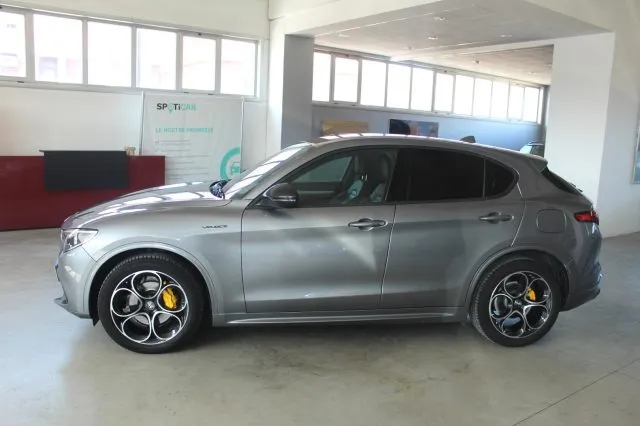 Alfa Romeo Stelvio Stelvio 2.2 T.diesel 210CV AT8 Q4 Veloce - Foto 3