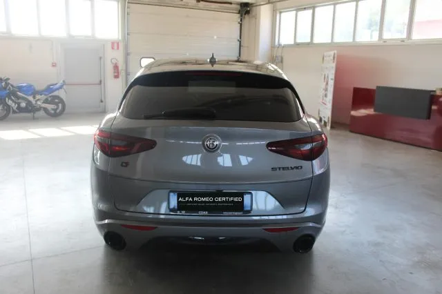 Alfa Romeo Stelvio Stelvio 2.2 T.diesel 210CV AT8 Q4 Veloce - Foto 5