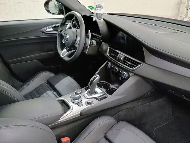 Alfa Romeo Giulia Giulia 2.0 Turbo 280CV AT8 AWD Q4 Veloce - Foto 5