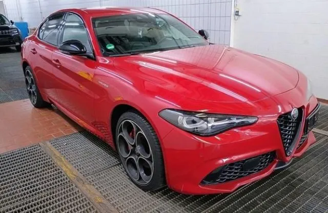 Alfa Romeo Giulia Giulia 2.0 Turbo 280CV AT8 AWD Q4 Veloce - Foto 56