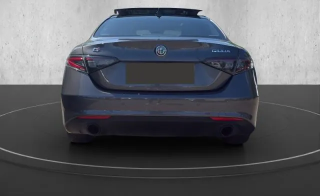 Alfa romeo giulia - dettaglio 64