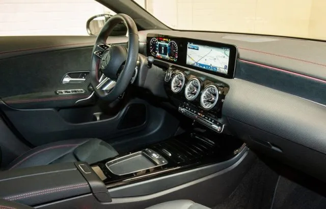 Mercedes-benz cla 250 - dettaglio 38