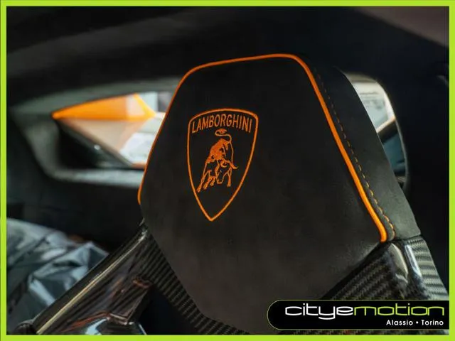 Lamborghini Huracan Huracán 5.2 V10 Tecnica RWD Coupé - Foto 8