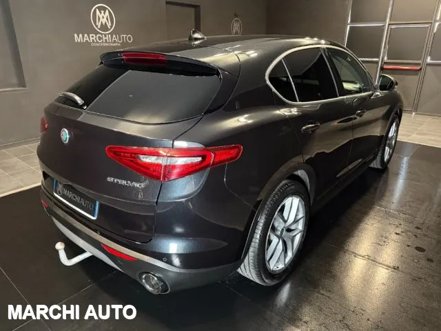 Alfa Romeo Stelvio Stelvio 2.2 T.diesel 210 CV AT8 Q4 Super - Foto 5
