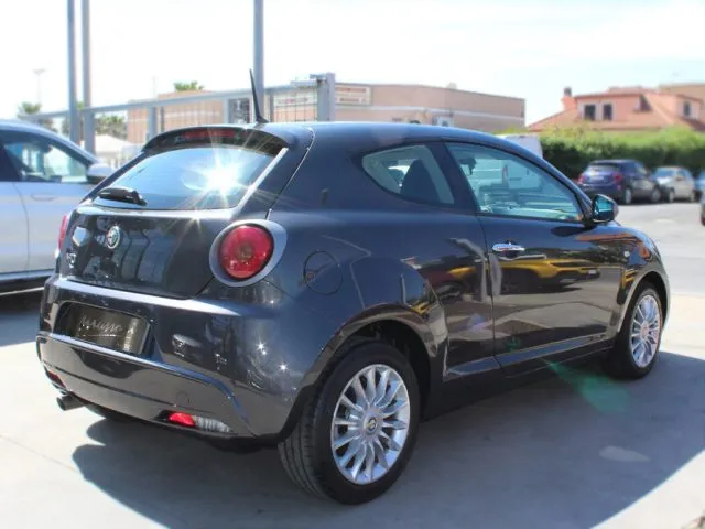 Alfa Romeo MiTo MiTo 1.3 JTDm 85 CV S&S Distinctive - Foto 4