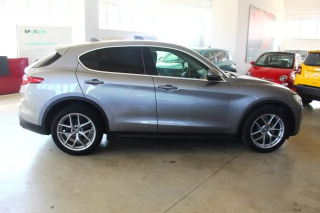 Alfa Romeo Stelvio Stelvio 2.0 Turbo 280CV AT8 Q4 First Ed. - Foto 6