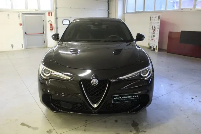 Alfa Romeo Stelvio Stelvio 2.9 BiT.V6 510 AT8 Quadrifoglio - Foto 2