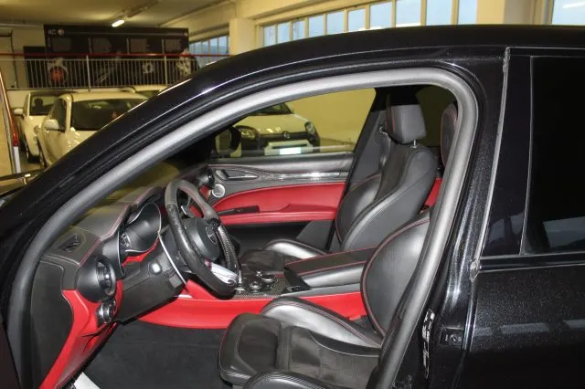 Alfa Romeo Stelvio Stelvio 2.9 BiT.V6 510 AT8 Quadrifoglio - Foto 7