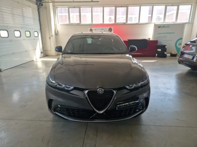 Alfa Romeo Tonale 1.3 280 CV PHEV AT6 Q4 Ti - Foto 2