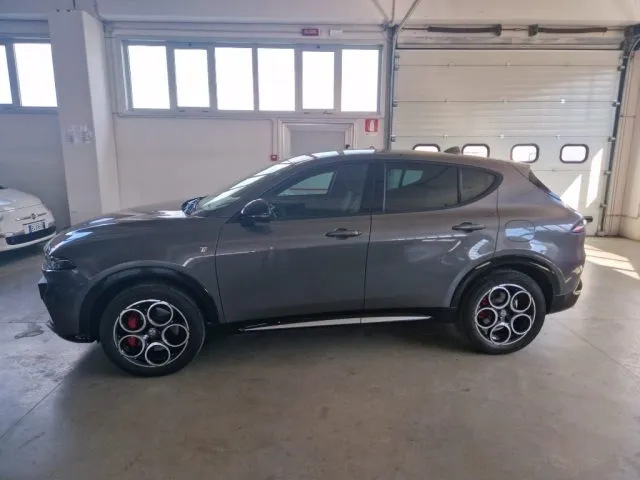 Alfa Romeo Tonale 1.3 280 CV PHEV AT6 Q4 Ti - Foto 3