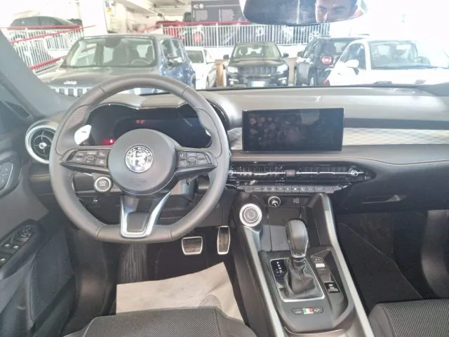 Alfa Romeo Tonale 1.3 280 CV PHEV AT6 Q4 Ti - Foto 12