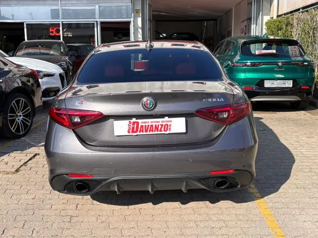 Alfa Romeo Giulia Giulia 2.2 TD 210 CV AT8 AWD Q4 Veloce - Foto 4