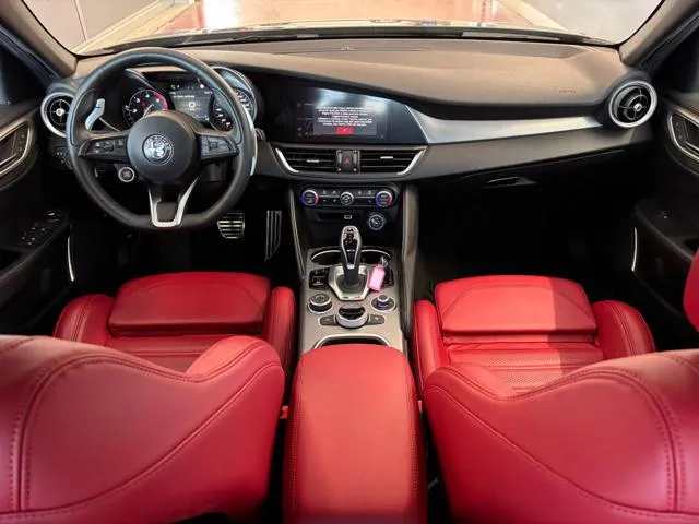 Alfa Romeo Giulia Giulia 2.2 TD 210 CV AT8 AWD Q4 Veloce - Foto 8