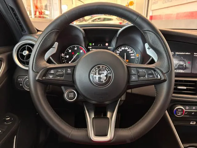 Alfa Romeo Giulia Giulia 2.2 TD 210 CV AT8 AWD Q4 Veloce - Foto 10