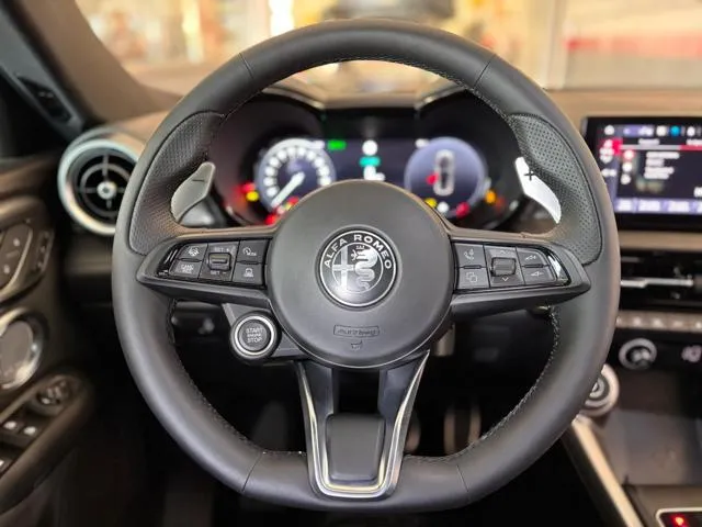 Alfa Romeo Tonale 1.5 160 CV MHEV TCT7 Veloce - Foto 10