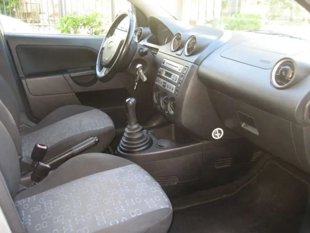 Ford Fiesta 1.2 16V 5 PORTE ZETEC - Foto 3
