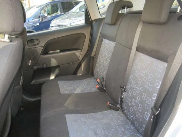 Ford Fiesta 1.2 16V 5 PORTE ZETEC - Foto 7