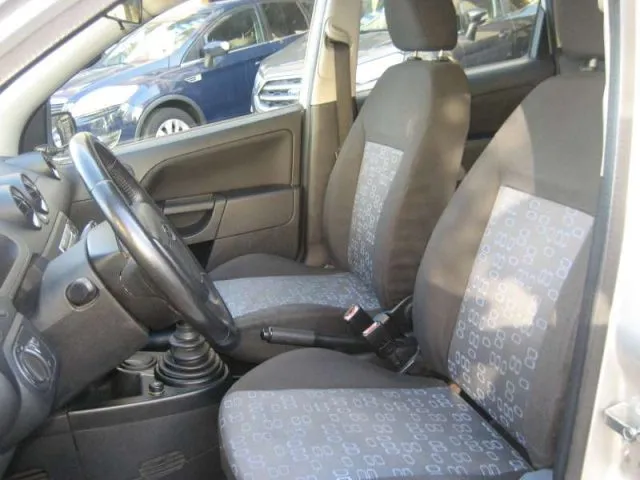 Ford Fiesta 1.2 16V 5 PORTE ZETEC - Foto 8