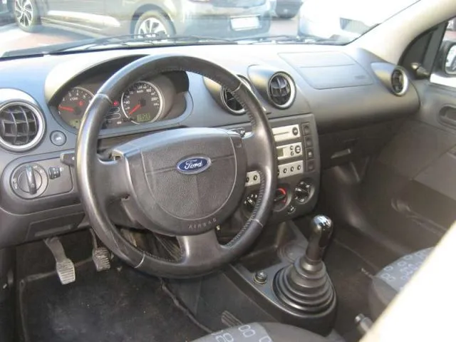 Ford Fiesta 1.2 16V 5 PORTE ZETEC - Foto 9