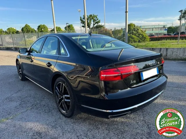 Audi A8 50 TDI 3.0 quattro Fari Full Led R.Lega 19