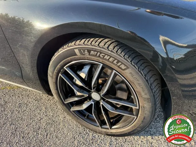 Audi A8 50 TDI 3.0 quattro Fari Full Led R.Lega 19